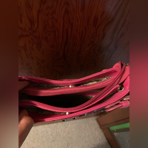 Pink camo Purse - Picture 3 of 4